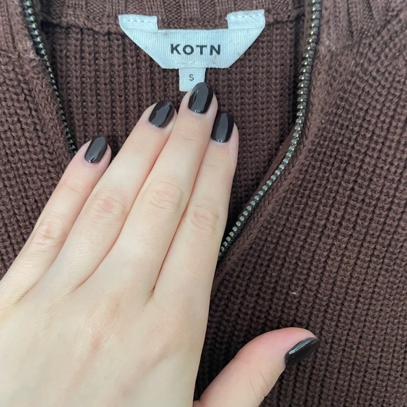 KOTN Half-Zip Sweater in Umber - Picture 3 of 5